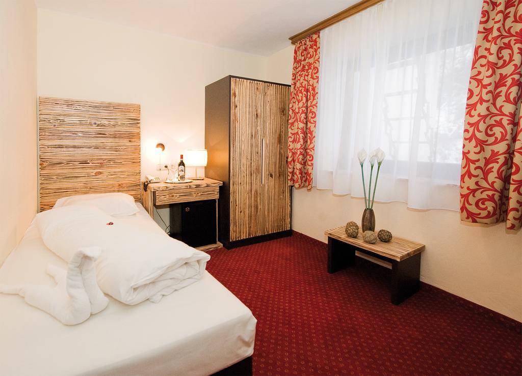 Panorama Landhaus - Joker Card Included In Summer Saalbach-Hinterglemm Room photo